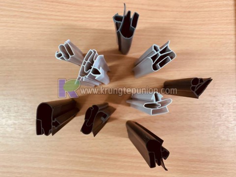 รับผลิตชิ้นส่วนประกอบขอบยางตู้เย็น